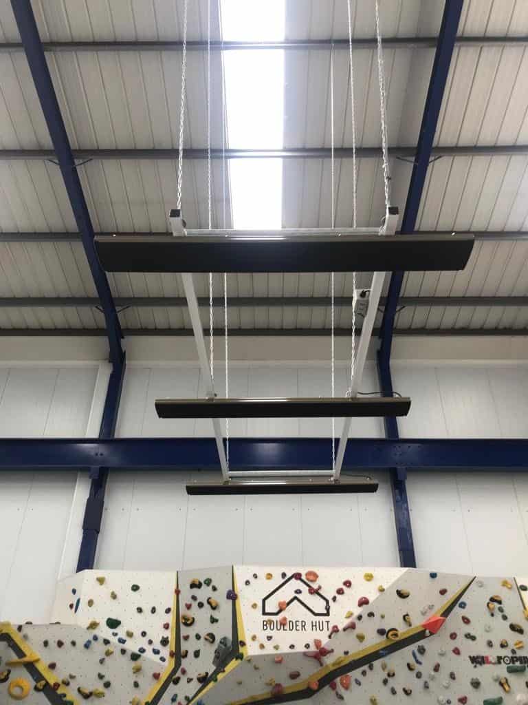 Radiant heating in a sports hall/climbing hangar