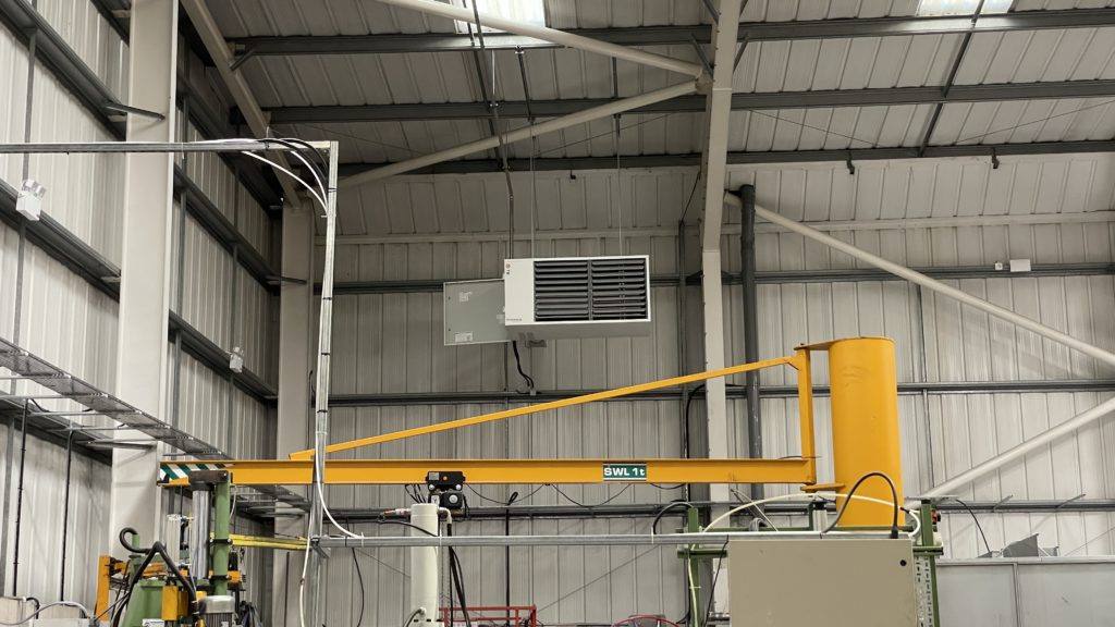 Warm air heating unit installed in Bonfiglioli warehouse space